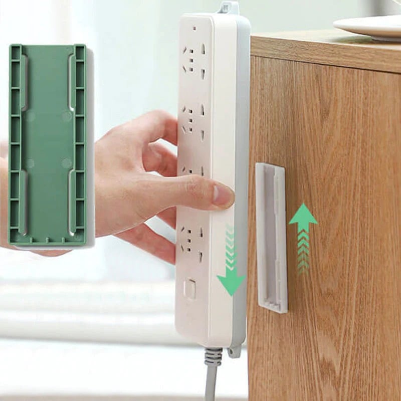 Selbstklebender Steckdosenhalter